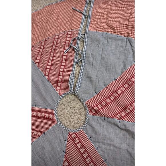 Vtg Quilted Patchwork Christmas Tree Skirt Red White Blue Gingham Country USA - Picture 5 of 11